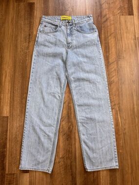 NEO BLUE Light Wash Women’s High-Rise Skater Straight Leg Jeans, size 28